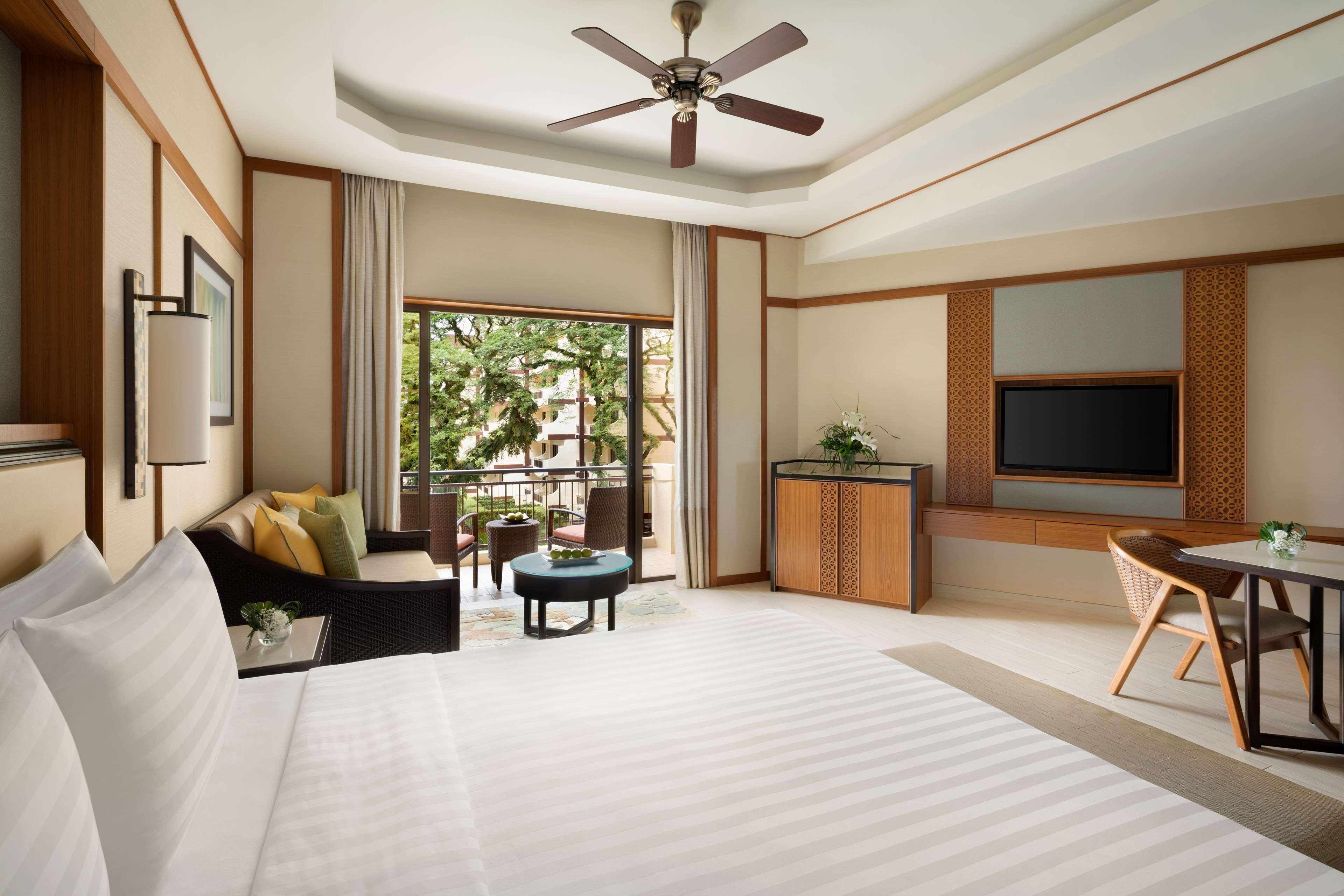 Shangri-La Rasa Sayang, Penang Batu Feringgi Εξωτερικό φωτογραφία A suite at the hotel