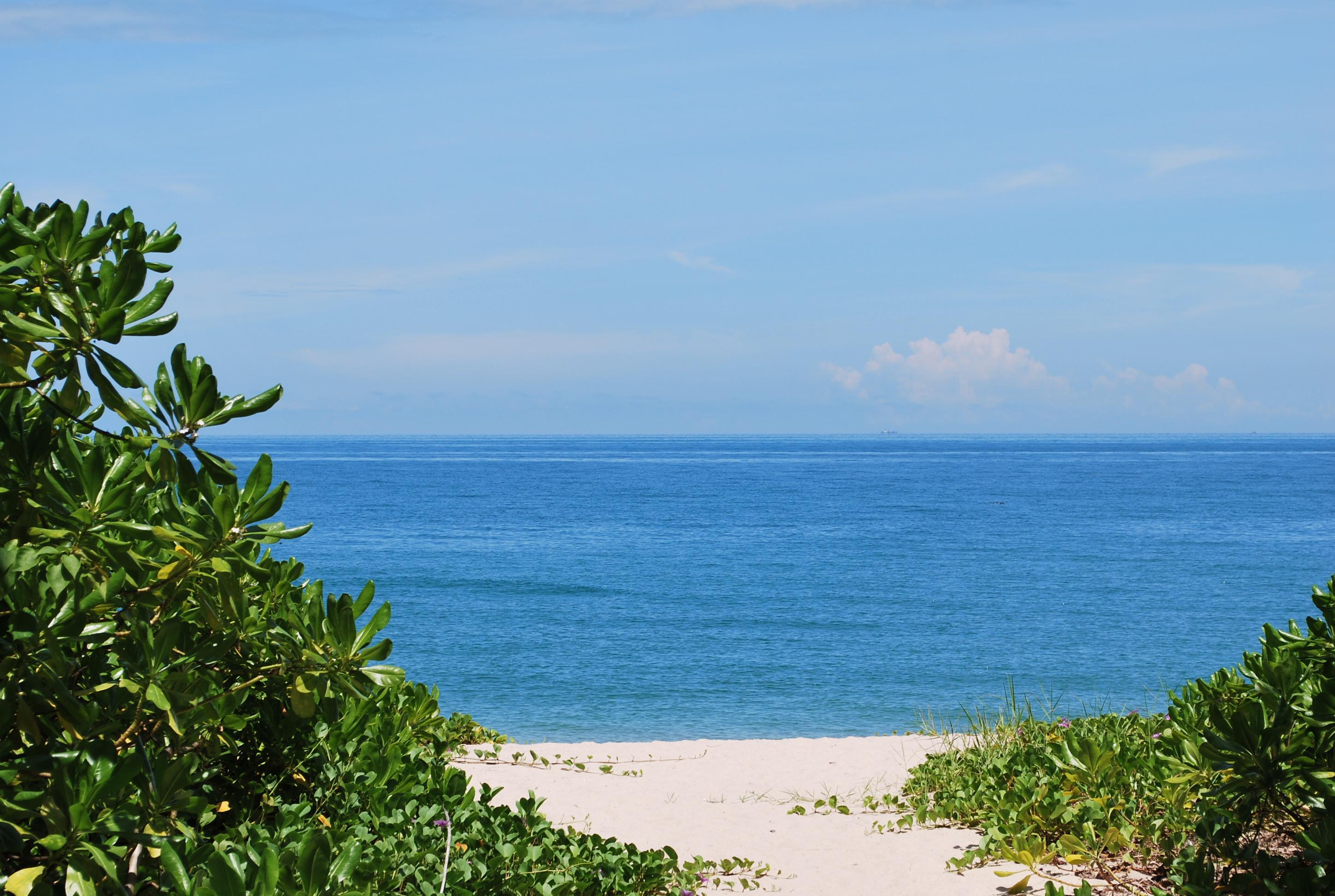 Shangri-La Rasa Sayang, Penang Batu Feringgi Εξωτερικό φωτογραφία Beach at the island of Vieques