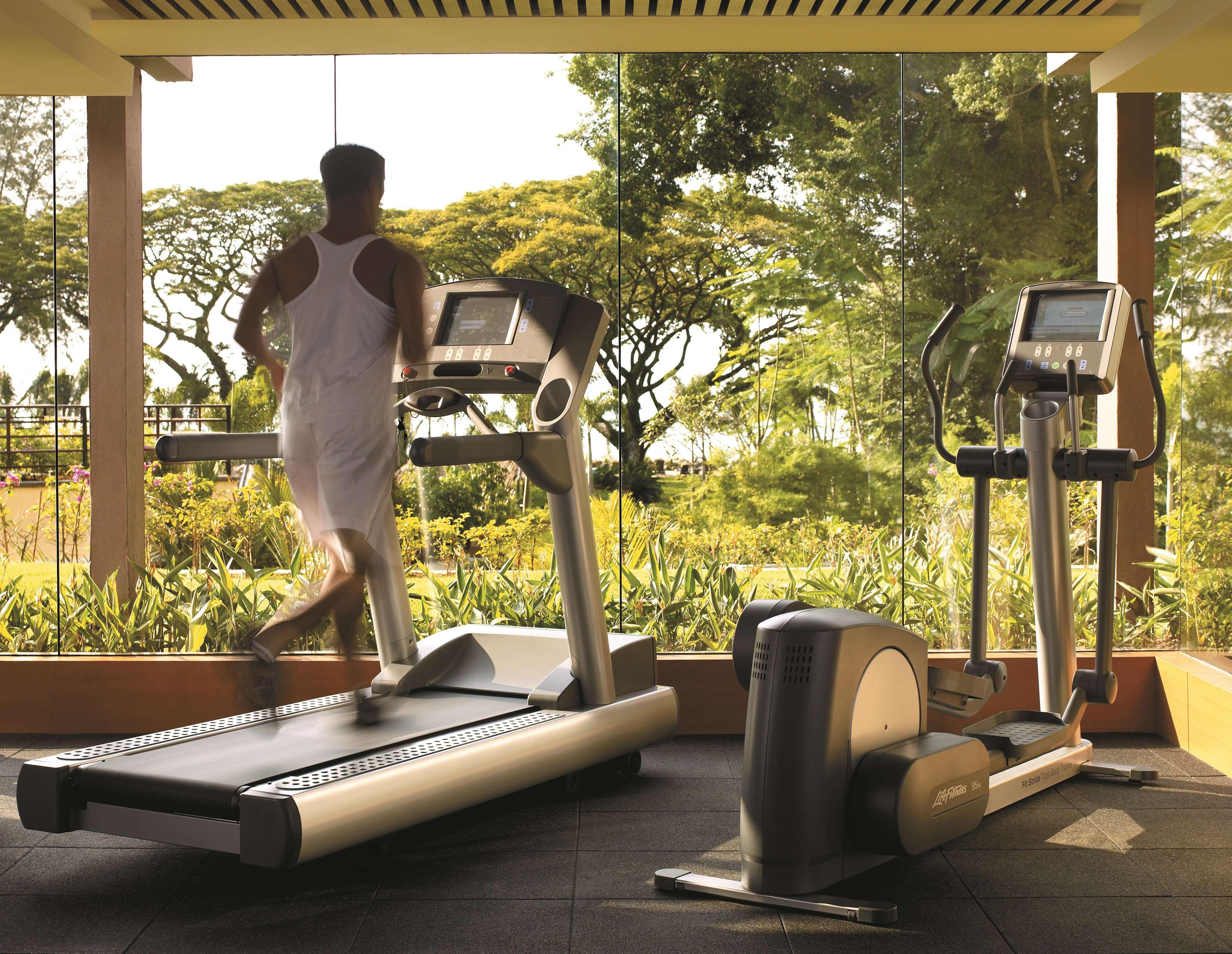 Shangri-La Rasa Sayang, Penang Batu Feringgi Εξωτερικό φωτογραφία A treadmill